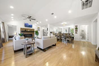 Gorgeous EST Mercedes Stdm 10-min Patio Slps 10