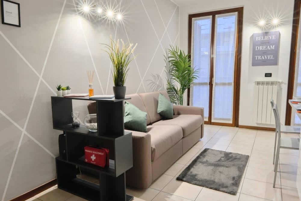 Seveso-stazione Design, Wifi Garage Privato