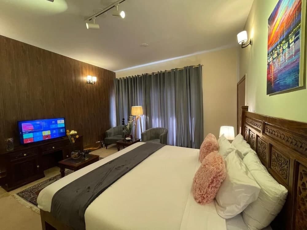 The Life Style Lodges