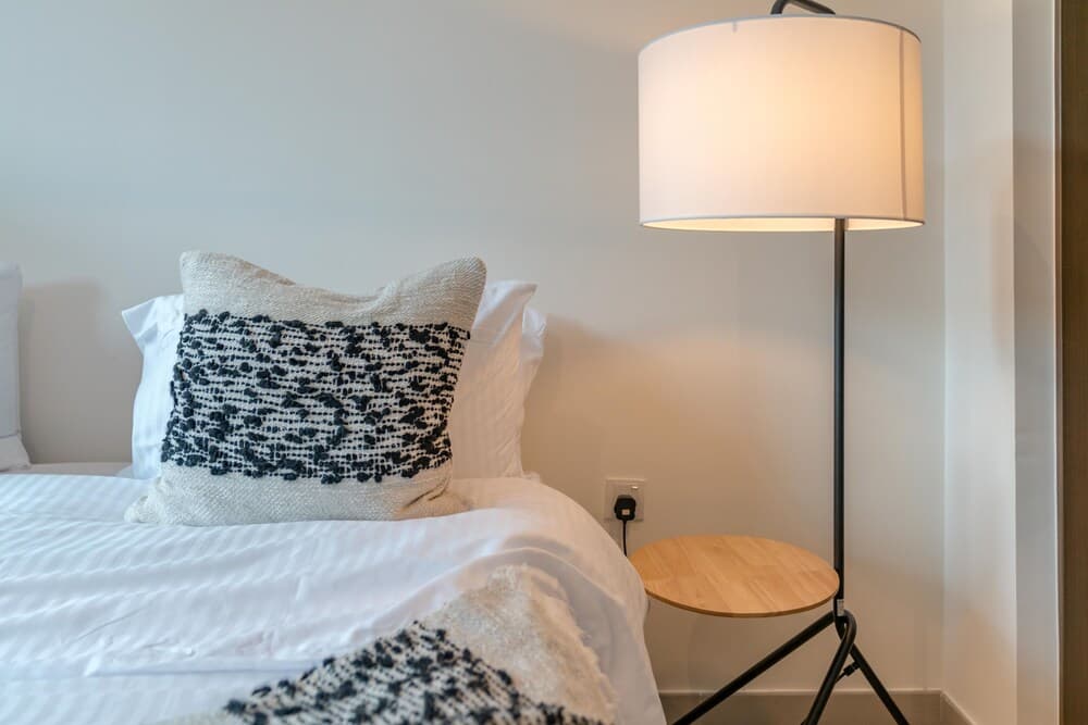 Guests and Cohost - Luxe Apt With Huge Terrace Facing Swimming Pool