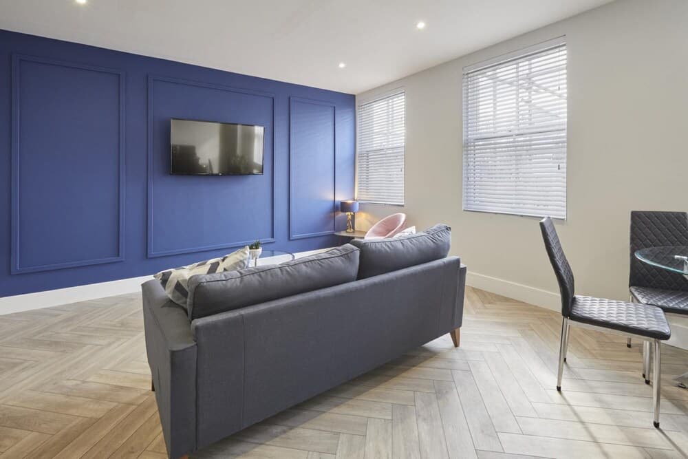 Host Stay Anya s Lookout