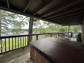 Mountain Harbor Lodge Cottage on Lake Ouachita by Redawning