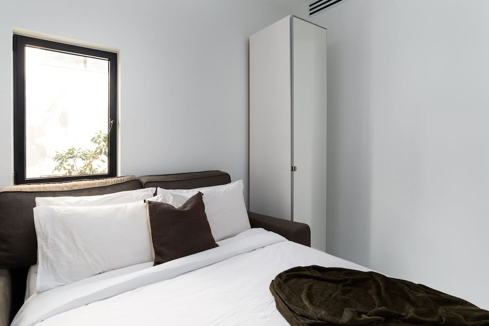 New Design & Sunny Balcony in TLV Center