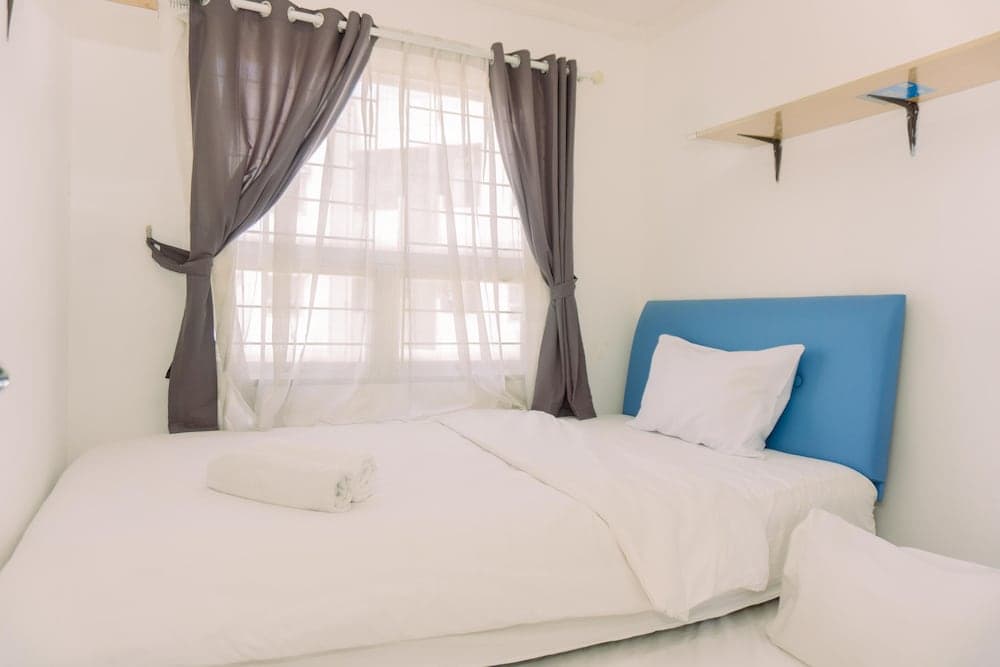 Comfort 2Br At 22Nd Floor Menara Kebon Jeruk Apartment