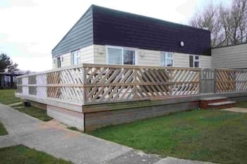 9A Medmerry Park 2 Bedroom Chalet