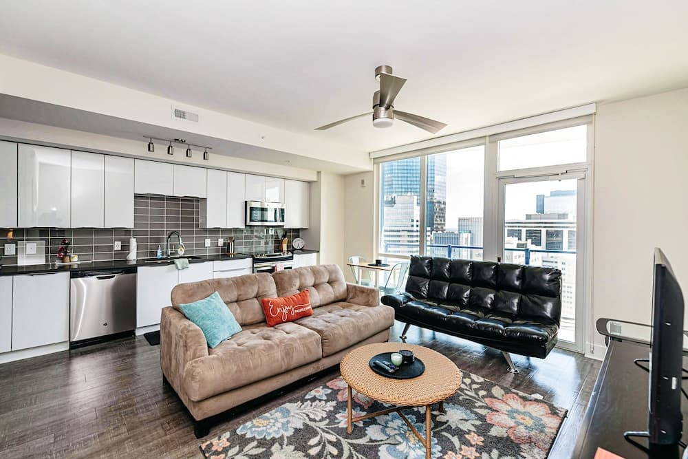 1br in the heart of Uptown Charlotte