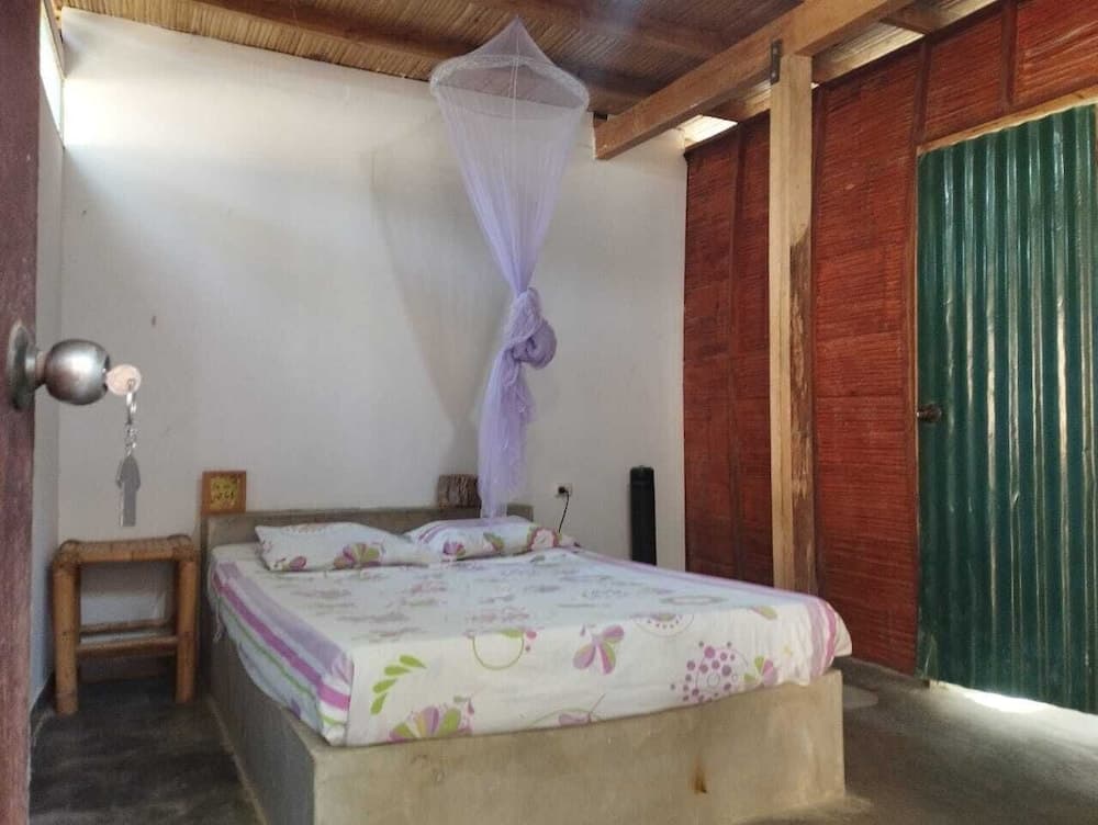 Los Almendros Mancora