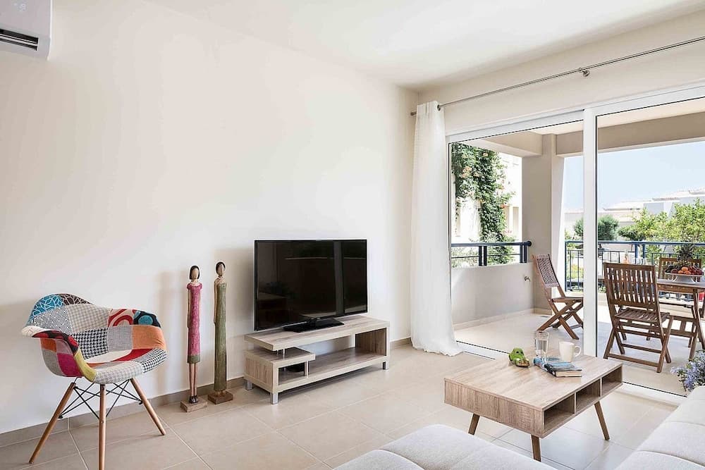 Resitour - Chania Aphrodite Beachfront