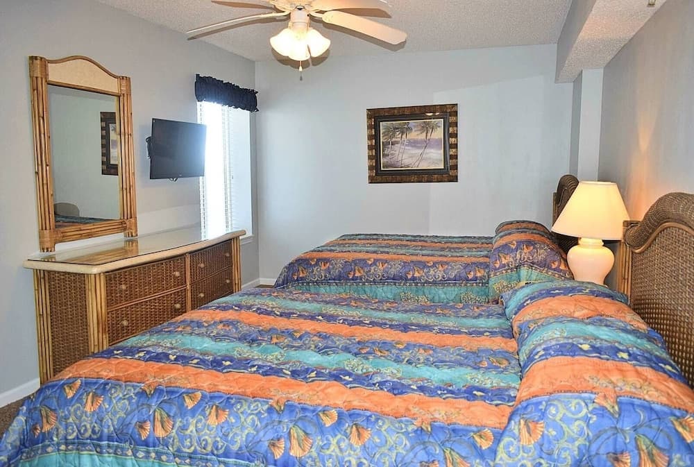 Crescent Shores S 1310 4 Bedroom Condo