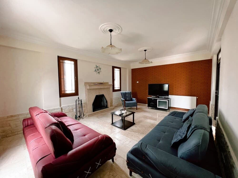 Separate Villa With Pool and Garden in Lefkosa