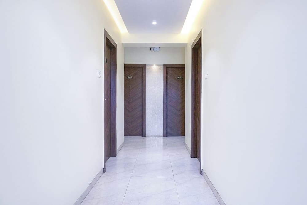 FabHotel Pancharatna Regency