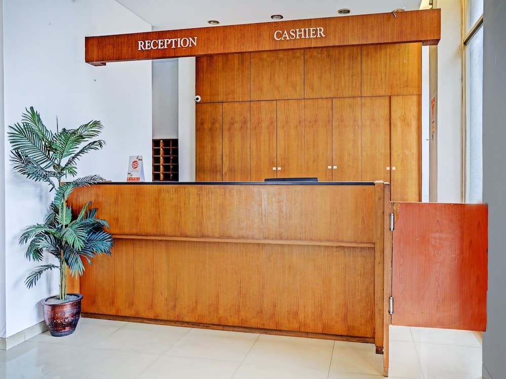 Collection O Riau Near Trans Studio Bandung Formerly Hotel Montameri