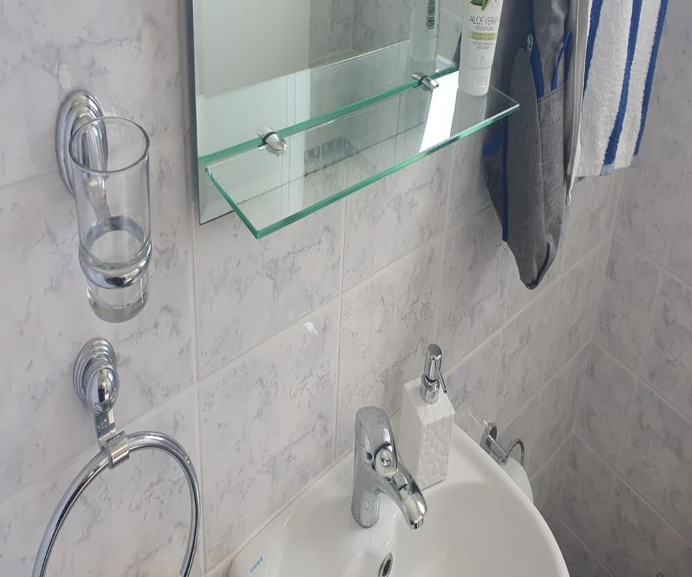 Phaedrus Living Sunset View Flat Mesogi