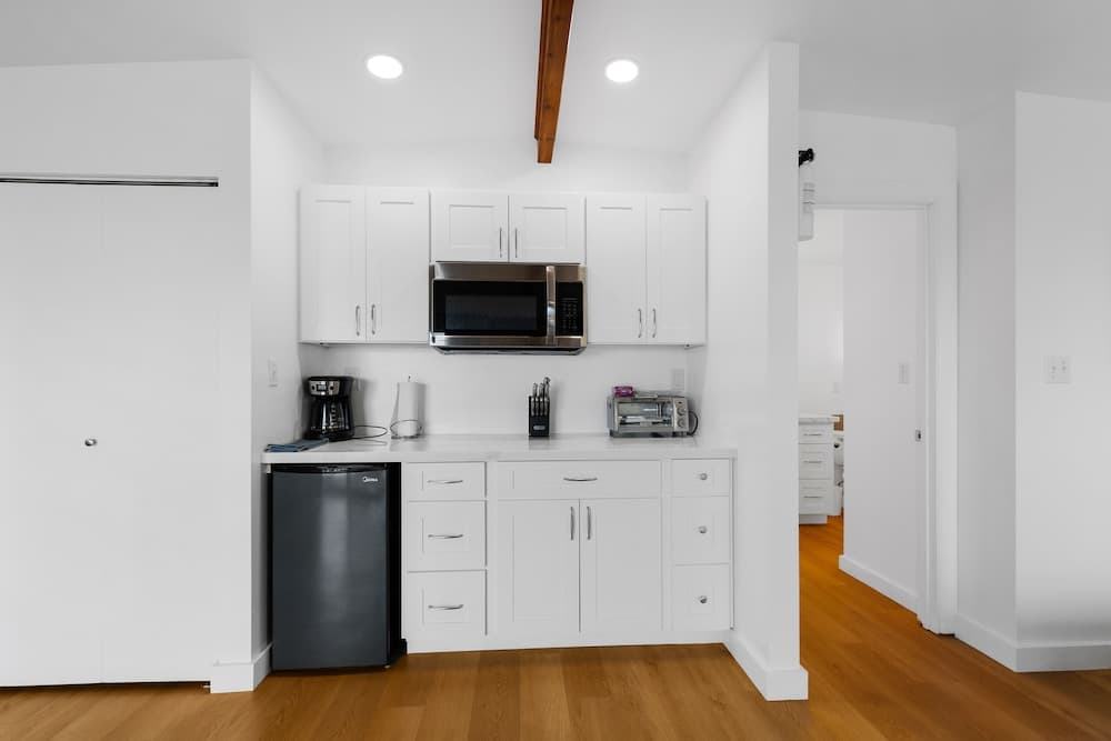 Large Studio w extra Sofa Bed