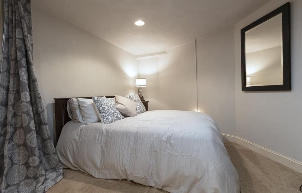 Rock Bridge Villa in Brevard