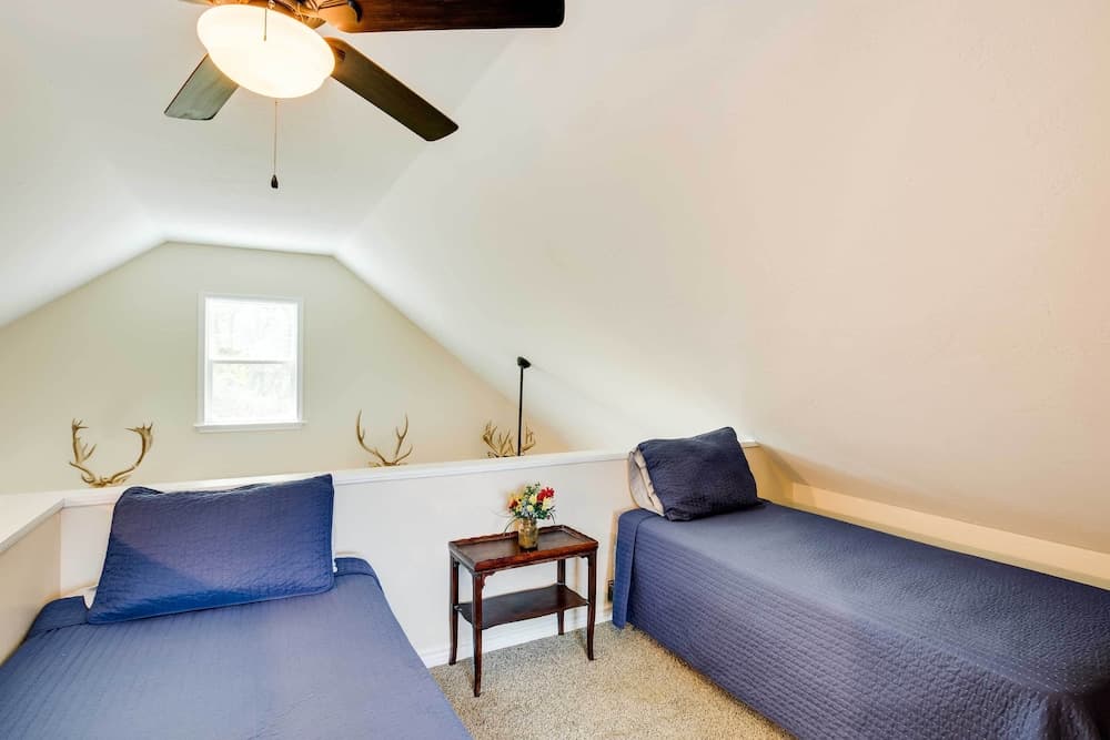 Lake Fork Vacation Rental With Fire Pit!