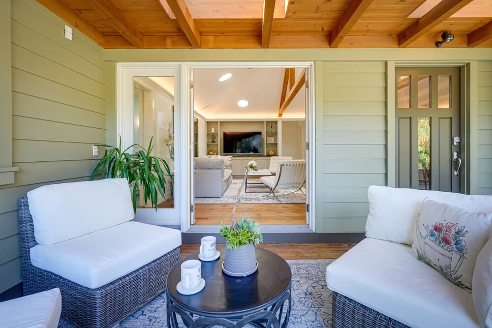 Luxury Woodside Vacation Rental w/ Patio