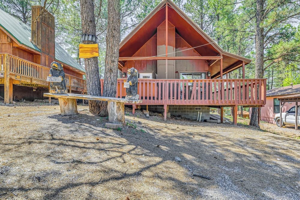 Ruidoso Family Cabin, Short Walk to Downtown!