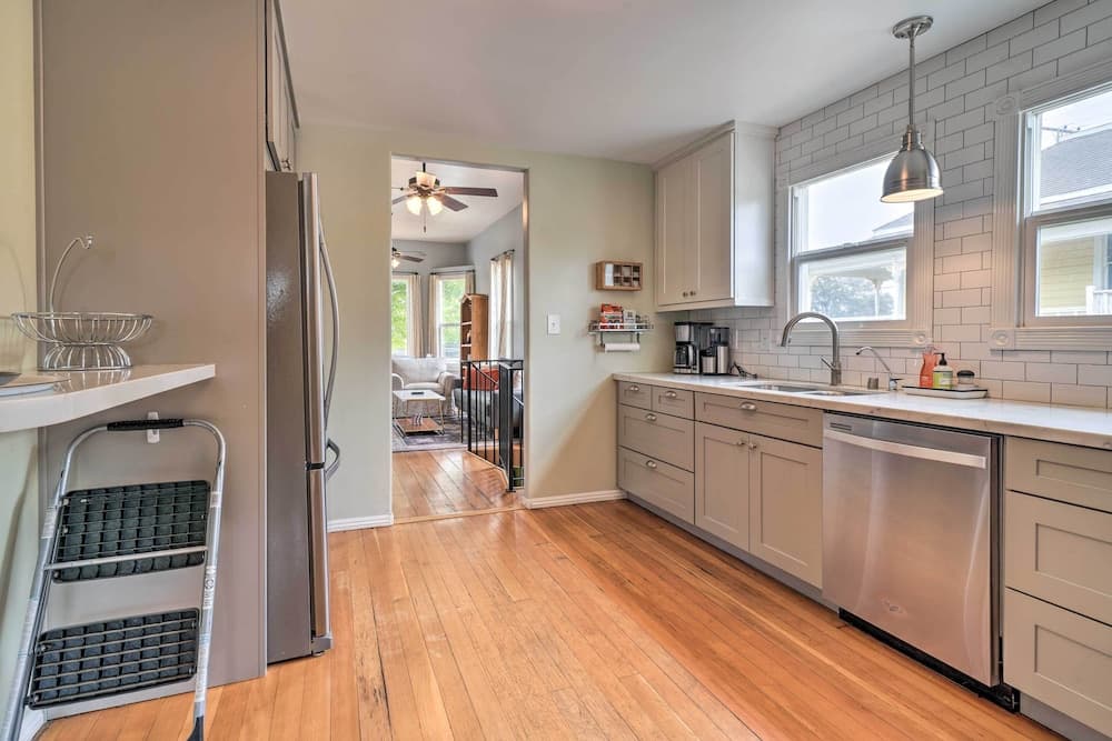 Charming Santa Paula Home - Walk to Downtown!