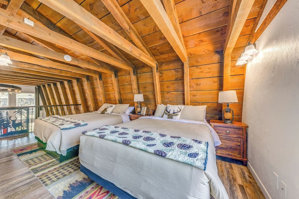 Cozy Ruidoso Cabin Rental w/ Private Hot Tub!