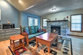 Mountain Retreat w/ Hot Tub: Close to Trails!