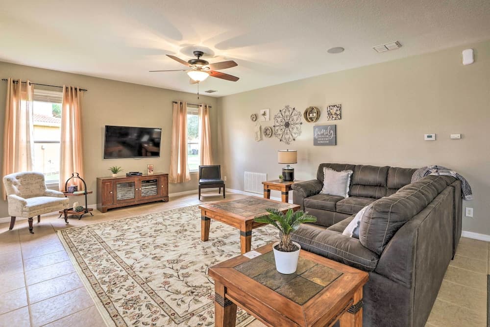 Davenport Home w/ Game Room: 13 Mi to Disney!