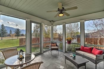 Glacier Park Getaway Surrounded by Mountain Lakes!