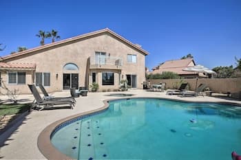 Upscale Palm Desert Oasis w/ BBQ - Near Golf!