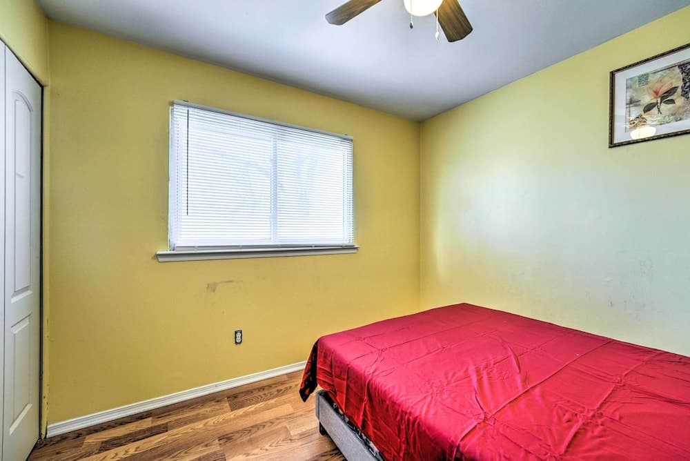 Inkster Home Near Airport & Henry Ford Museum