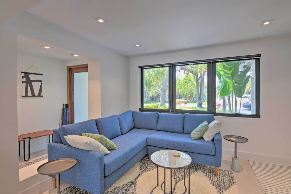 Luxe Wilton Manors Home w/ Private Boat Dock