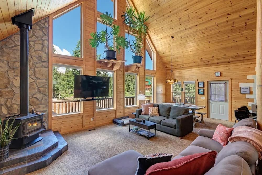 Custom Craftsman Chalet Fenced Yard for Pets Aspen Views Hot Tub