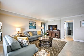 Bayfront Clearwater Beach Condo w/ Pool Access!