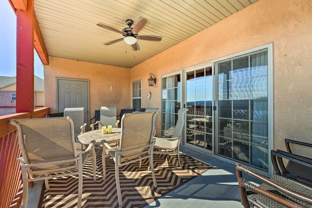 Spacious Branson Condo on Table Rock Lake!