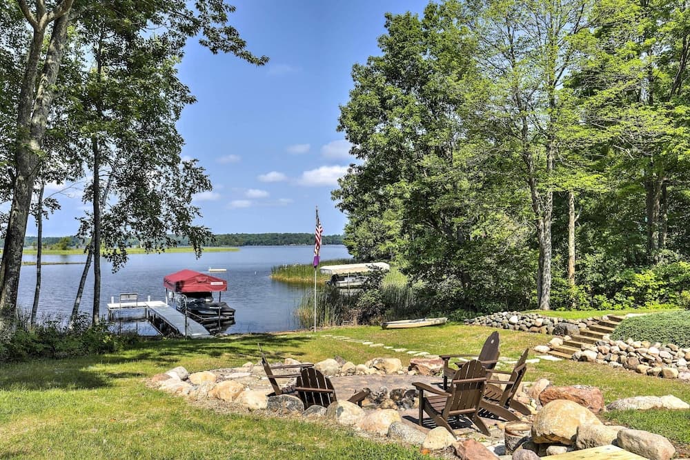 Lakefront Hayward Home w/ Game Room & Private Dock