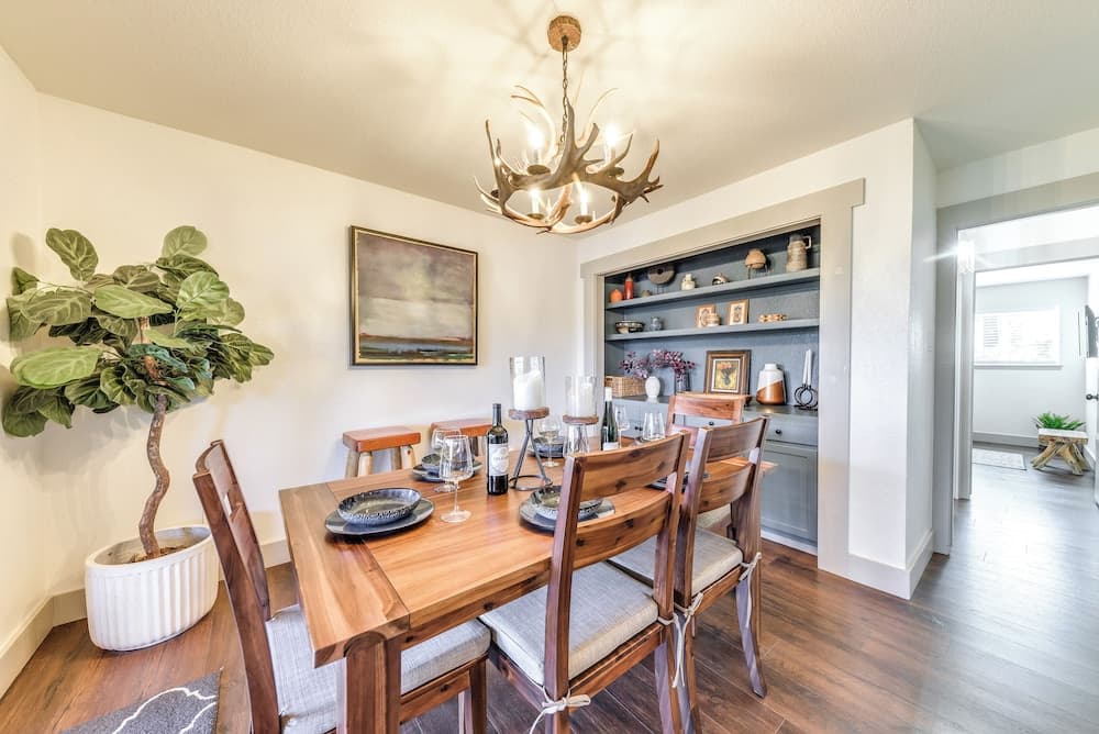 'moondance' Ruidoso Retreat w/ Hot Tub & Views!