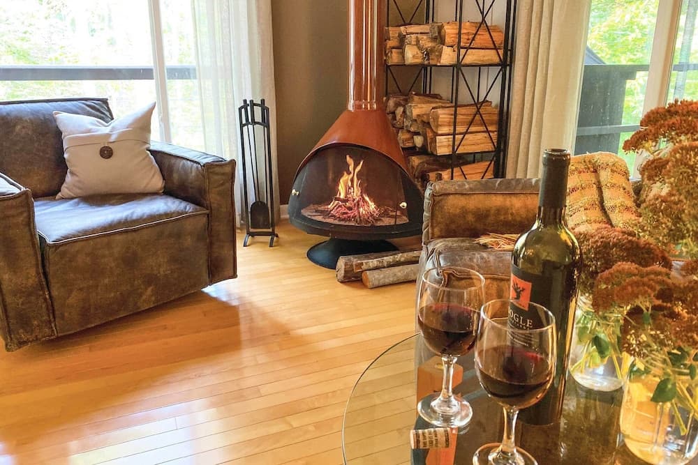 Lak Haus: Resort-style Home on Tims Ford Lake!