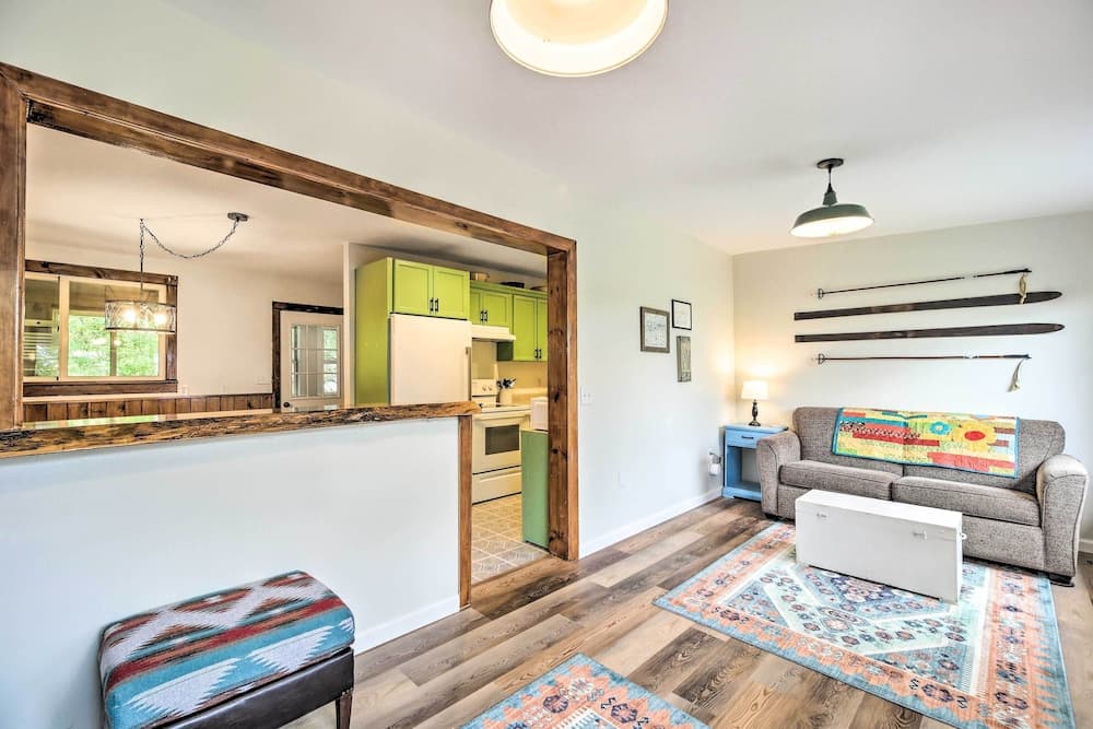 Pet-friendly Saranac Lake Retreat w/ Deck & Yard