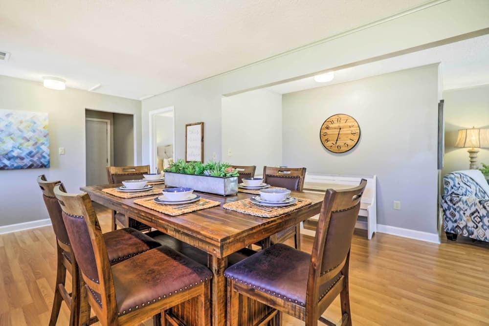 Charming Home w/ Porch: Walk to Greers Ferry Lake!