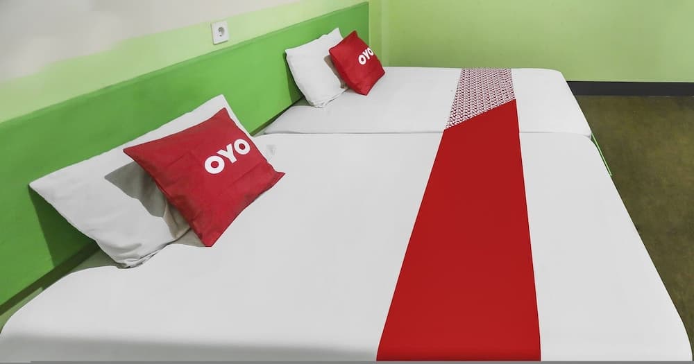 OYO 90825 Hotel Lizha 2