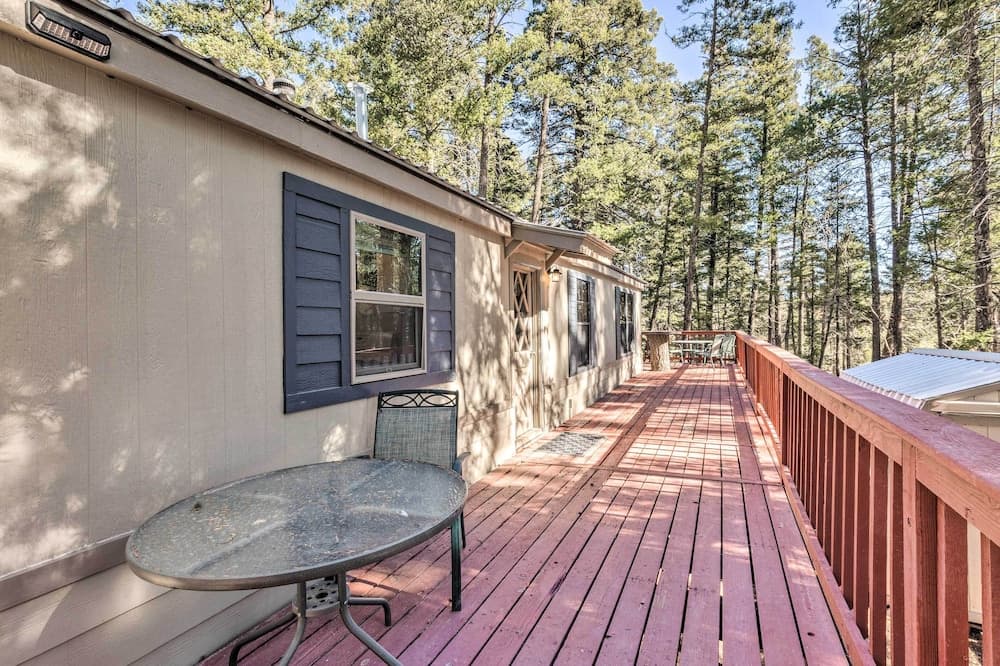 Relaxing Lincoln Forest Retreat w/ Wraparound Deck