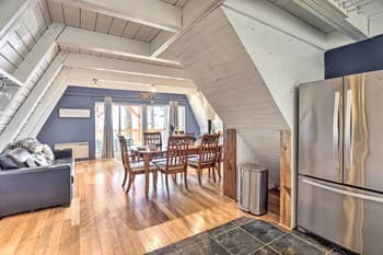 'two Bears Retreat' - Scenic Cabin With Views!