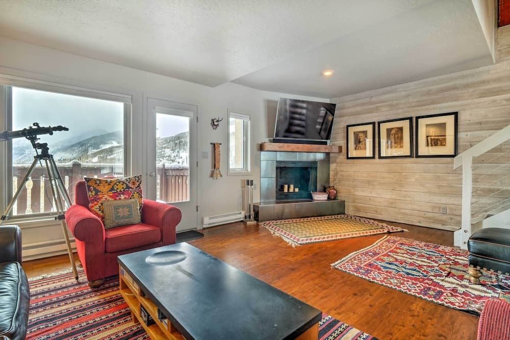 Mtn-view Cabin: 3 Mi to Vail Ski Resort