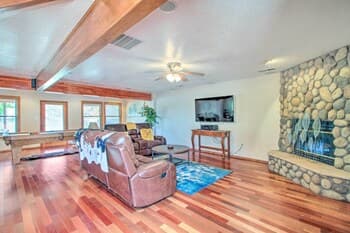 'casa Especial' Family Retreat w/ Pool Table!