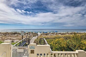 Okaloosa Island Condo - Steps to the Ocean!