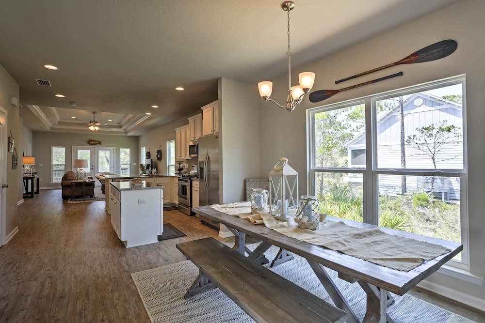 Port St Joe Beach House w/ Pool Access!