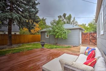 Updated Pet-friendly Home, Walk to Dtwn Littleton!