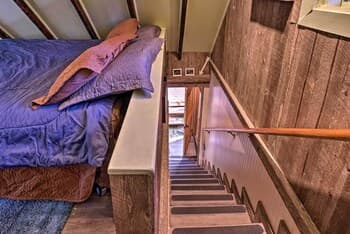 Cozy, Pet-friendly Mtn Cabin: 1 Mi to Lake Gregory