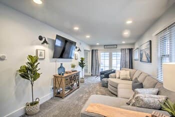 Coeur D'alene Home - 1/2 Mi to Lake & Downtown!