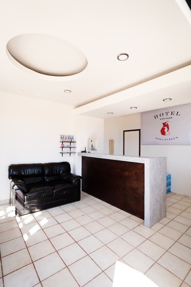 Hotel & RV PARK Rosa Evelyn