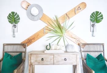 Emerald Hideaway 2 Bedroom Condo by Redawning